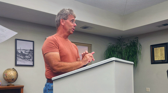 CITY ENGINEER KEITH YAPP spoke to the council about the lift station easements. (Photo by Katherine Cantin.)