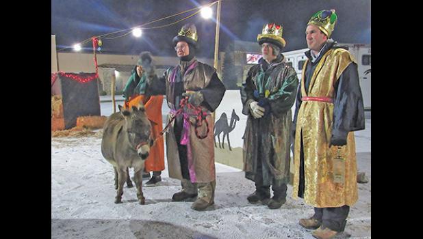 LIVE ANIMALS HELD STARRING ROLES in Oakwood Community Church’s drive-through nativity in Becker last weekend. (Photo by Penny Leuthard)