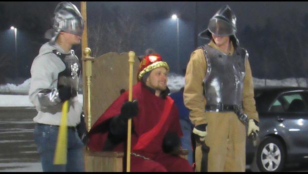 KING HEROD AND HIS SOLDIERS ask passersbys if they’ve seen the baby Jesus. (Photo by Penny Leuthard)
