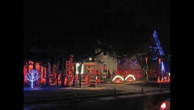 AFTER A BREAK LAST YEAR, Clearwater Lights is again entertaining carloads of people with their synchronized-to-music light show nightly through Dec. 31. (Photo by Penny Leuthard)