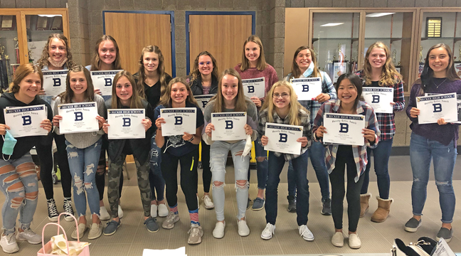 BULLDOG LETTER WINNERS posed with their certificates they received at Tuesday’s end-of-the-season banquet. (Submitted Photo).