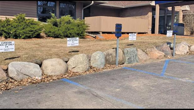 PEBBLE CREEK GRILL is offering curb-side pickup for orders. (Photos by Bill Morgan)