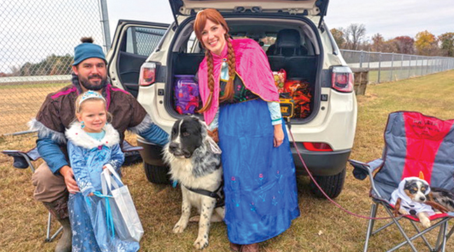 SANTIAGO ROYALTY. Tim, Casey and Lucia Tvrdik are pictured at Santiago Lions annual Trunk or Treat event held at Santiago Park Saturday, October 25th. (Submitted Photo).