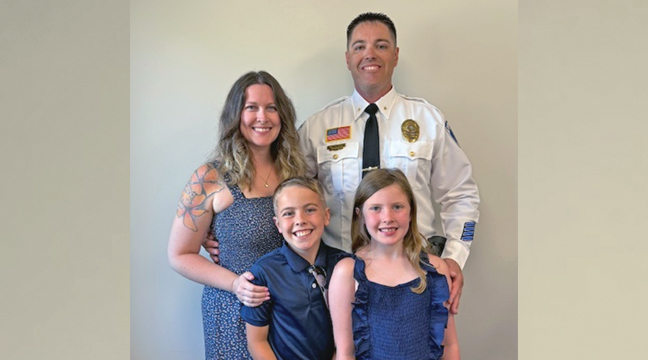 CHRIS LINDBLOOM with his family which consists of wife, Brittany, son, Colton and daughter Brooklyn. (Submitted Photo).